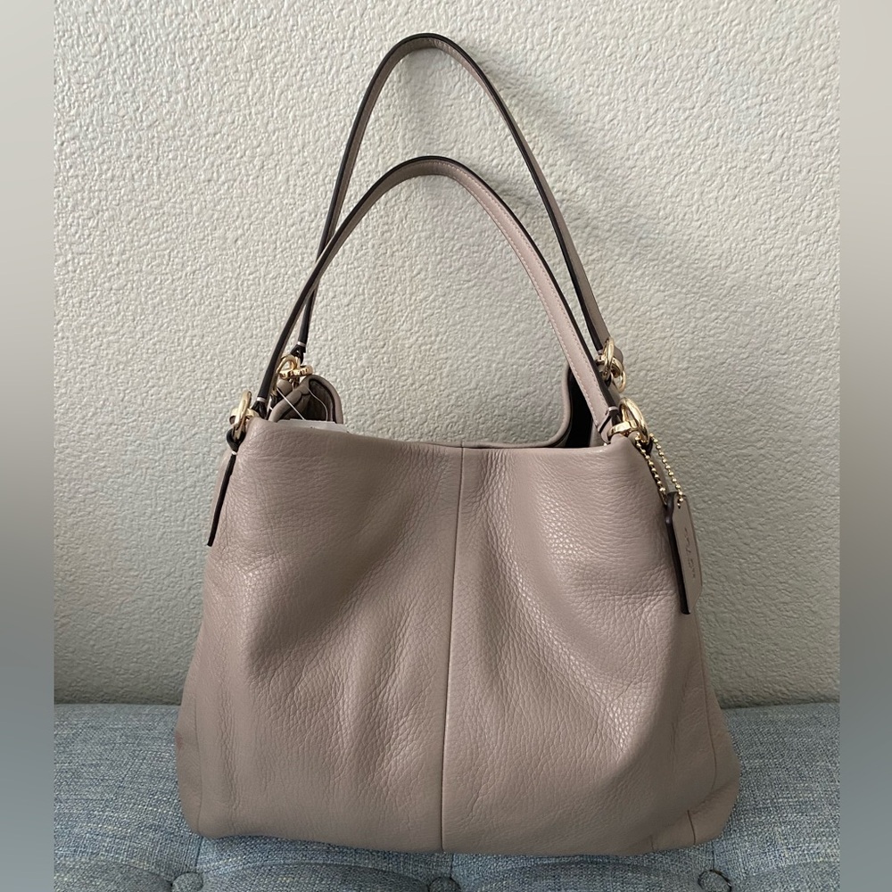 NWT Coach Pebbled Leather Phoebe Shoulder Bag